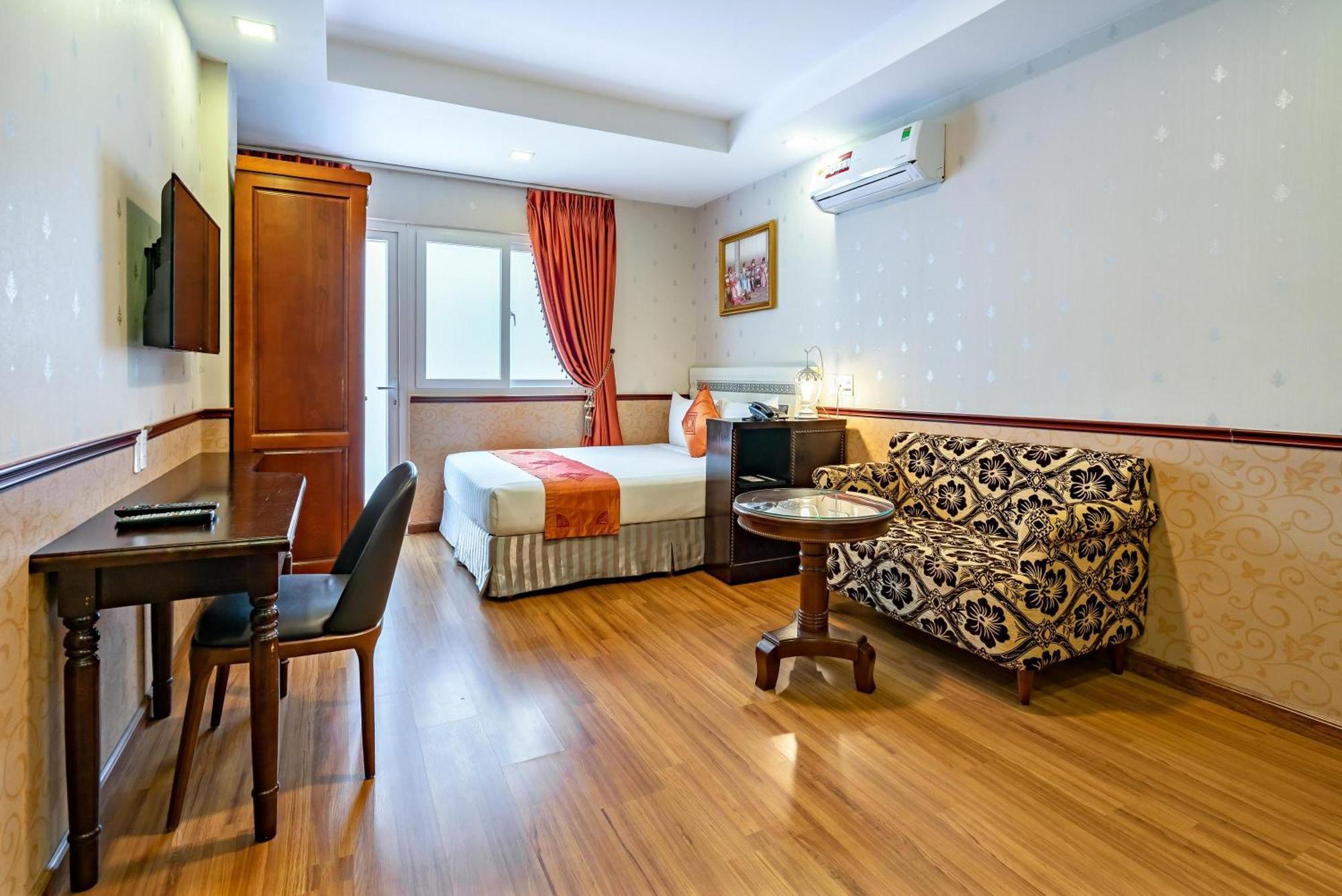 Khách sạn Emerald TP. Hồ Chí Minh