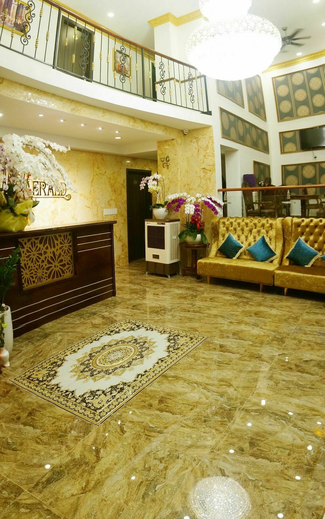 Emerald Khách sạn TP. Hồ Chí Minh